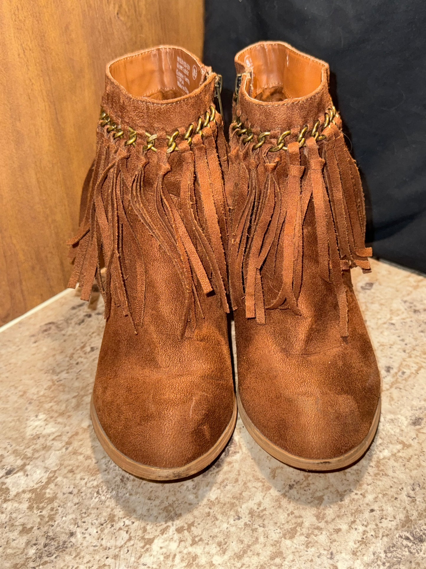 Not Rated women’s Mohegan Fringe ankle boots