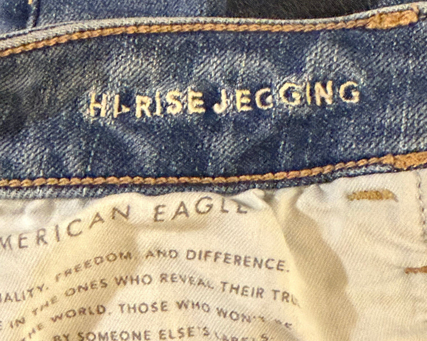 American Eagle Dream jeans hi rise