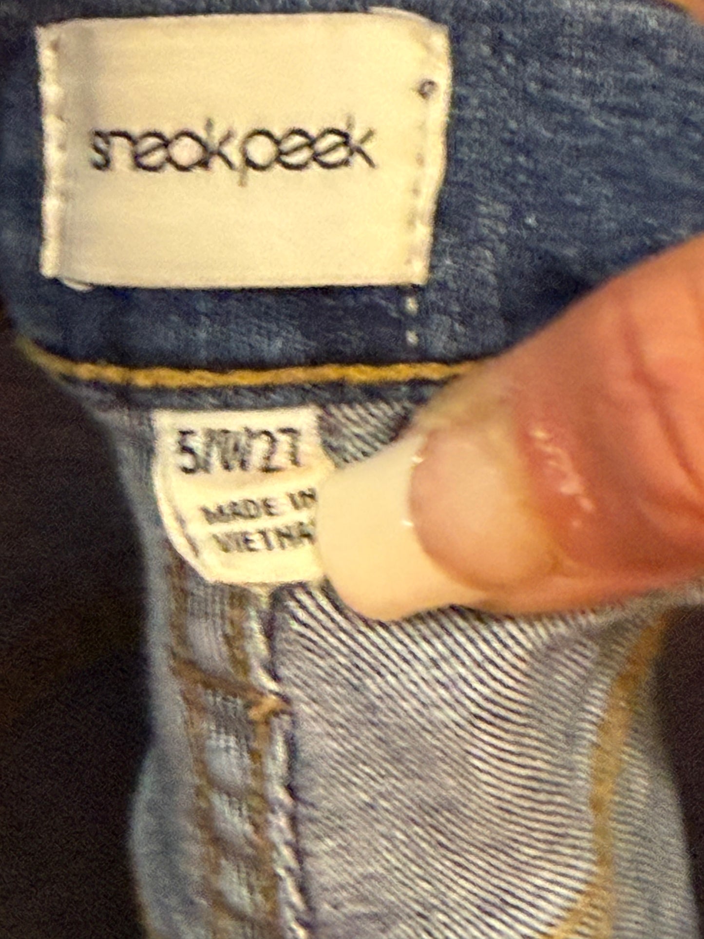 Sneak Peek Jeans