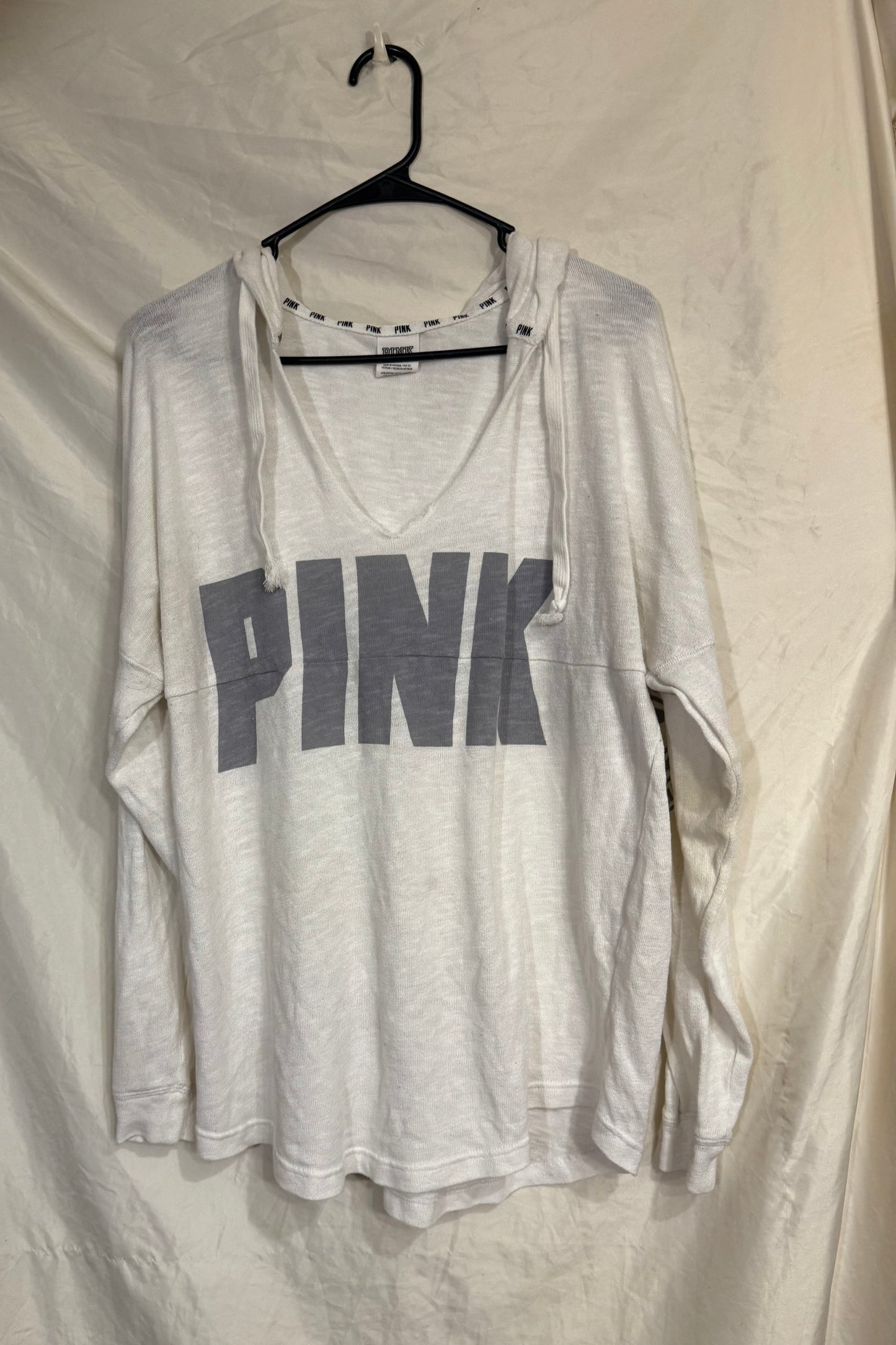 PINK by VS Long sleeve v Neck Hooded pullover