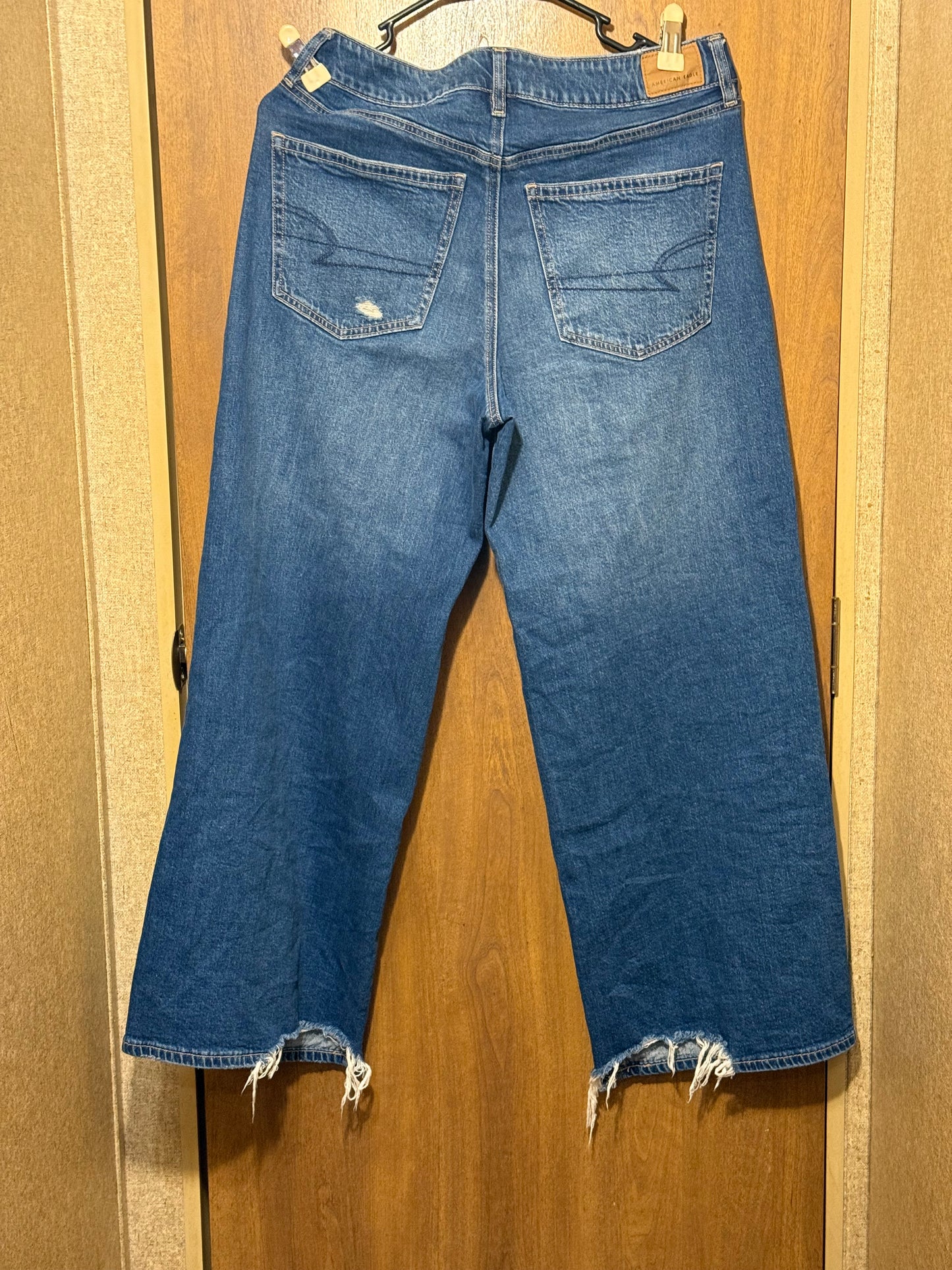 American Eagle Wide Leg Ankle Jeans