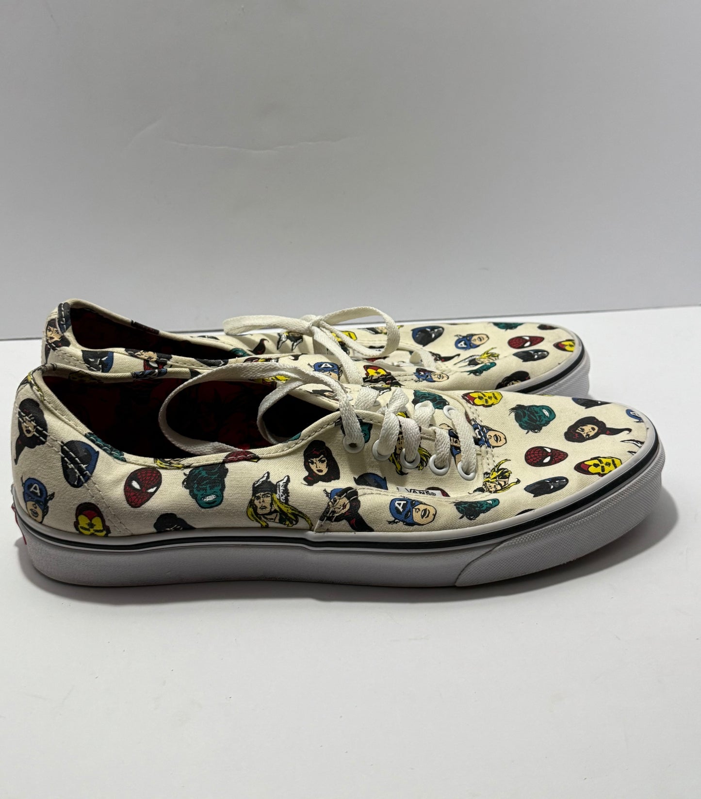 Men’s Vans Marvel Collab- Marvel Heads(Collectible)(limited edition)