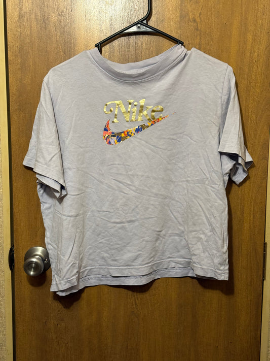 Nike Slightly Cropped Tee