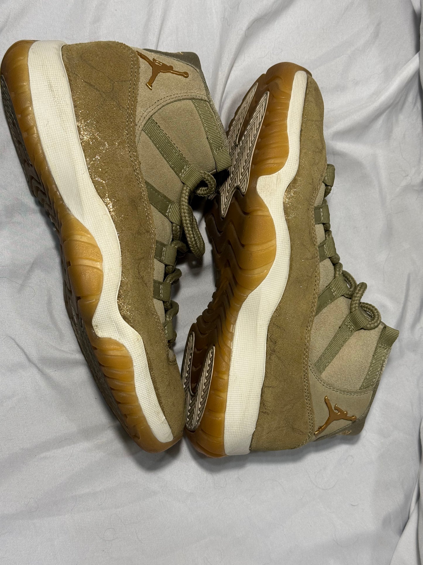 Women’s Air Jordan 11 Retro ‘Olive Lux’