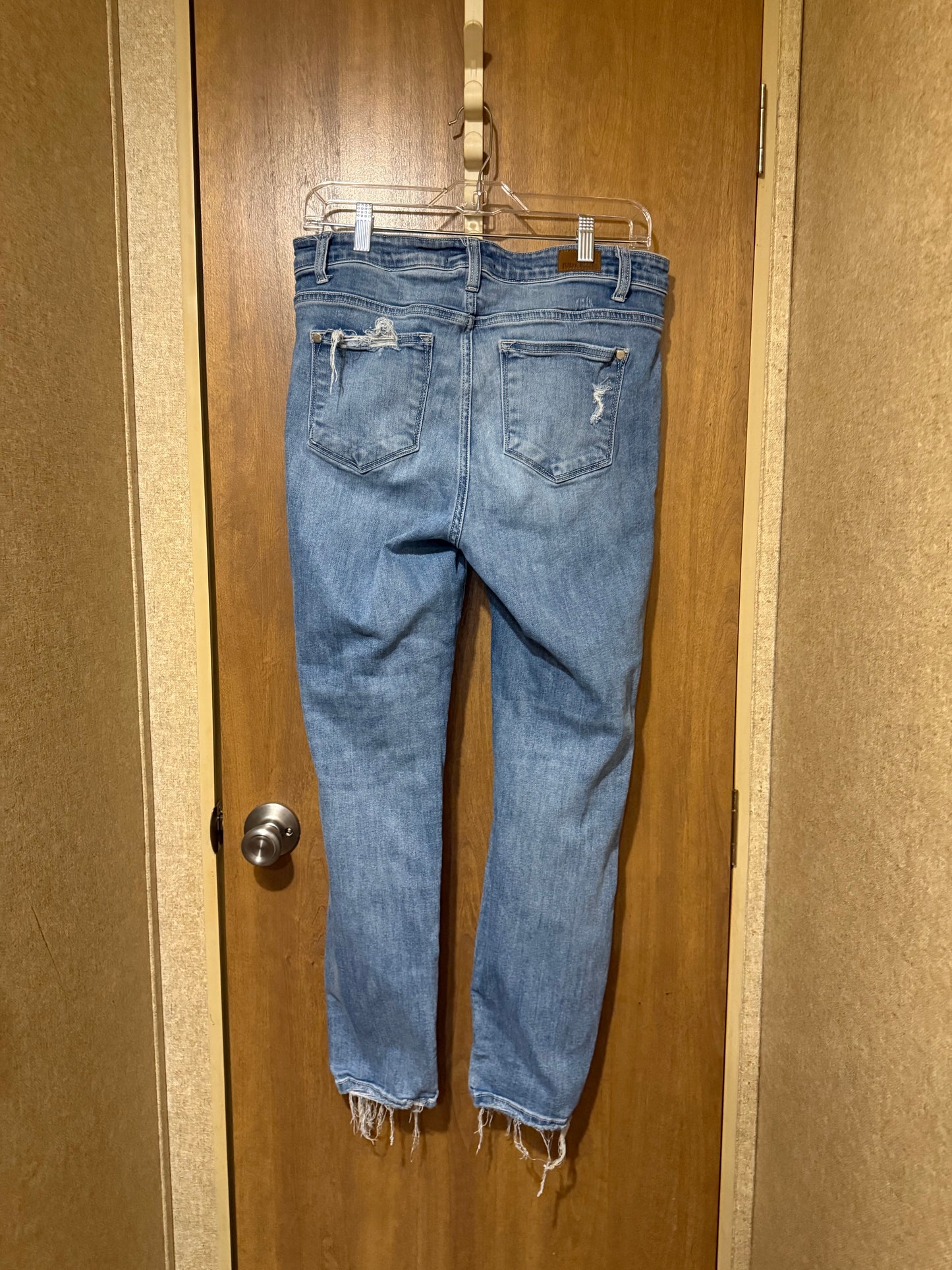 Judy Blue Distressed Boyfriend Jeans