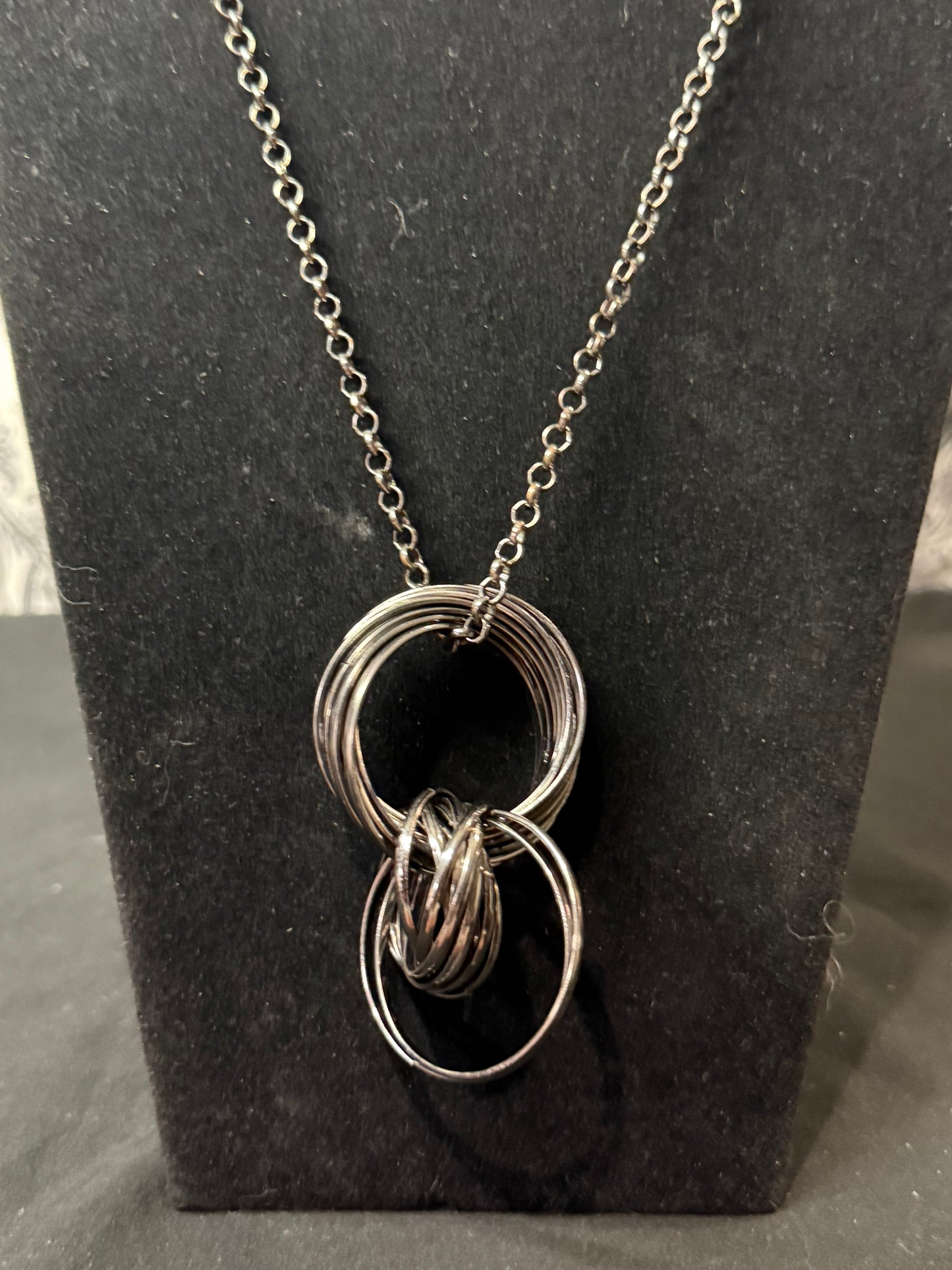 NY &Co Intertwined Circles Long Necklace