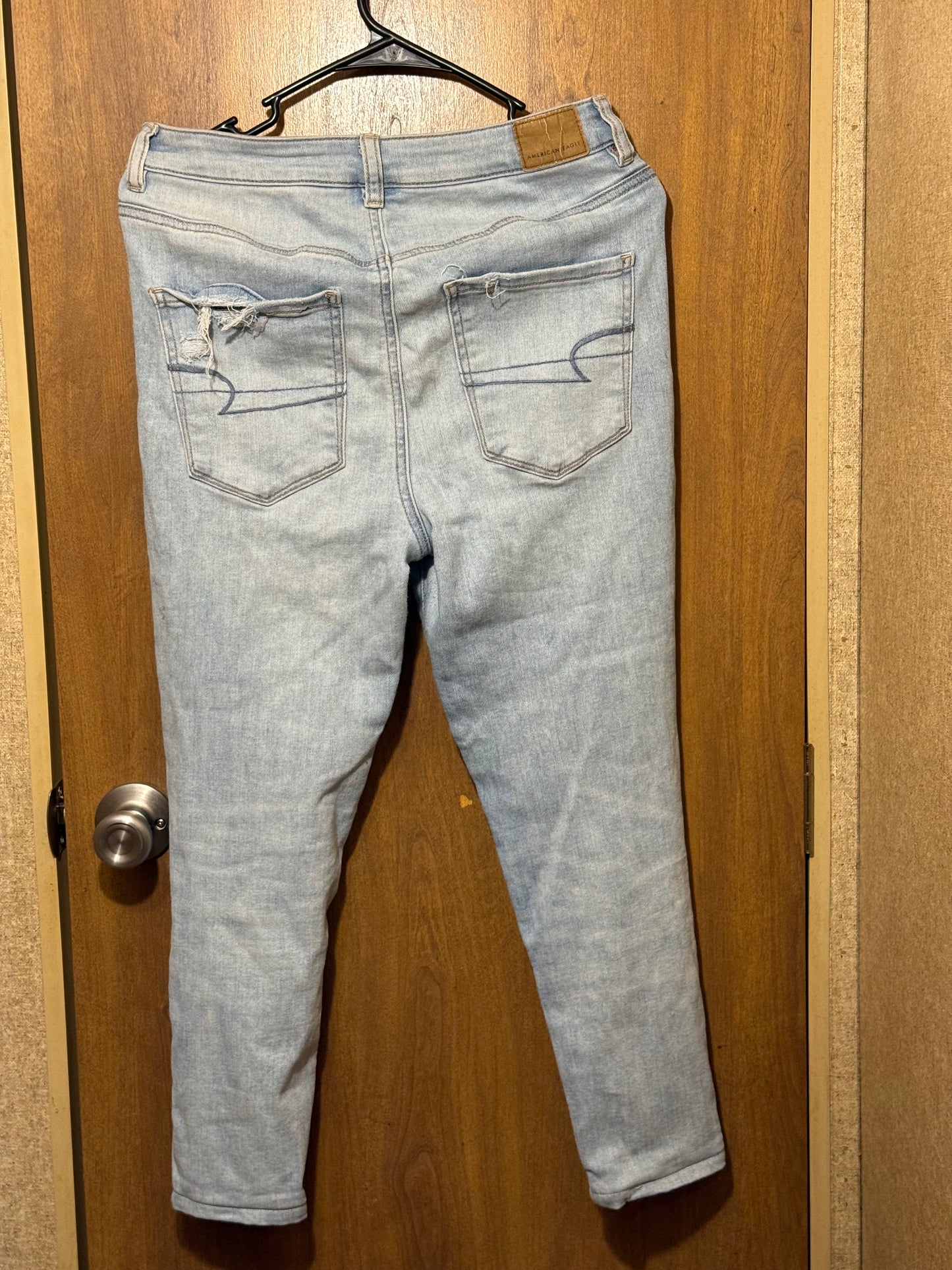 American Eagle Cropped Jeans