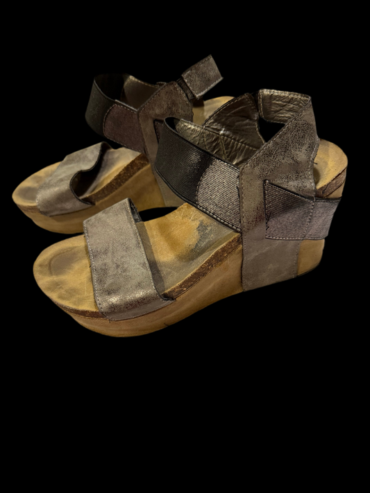 Pierre Dumas Wedge
