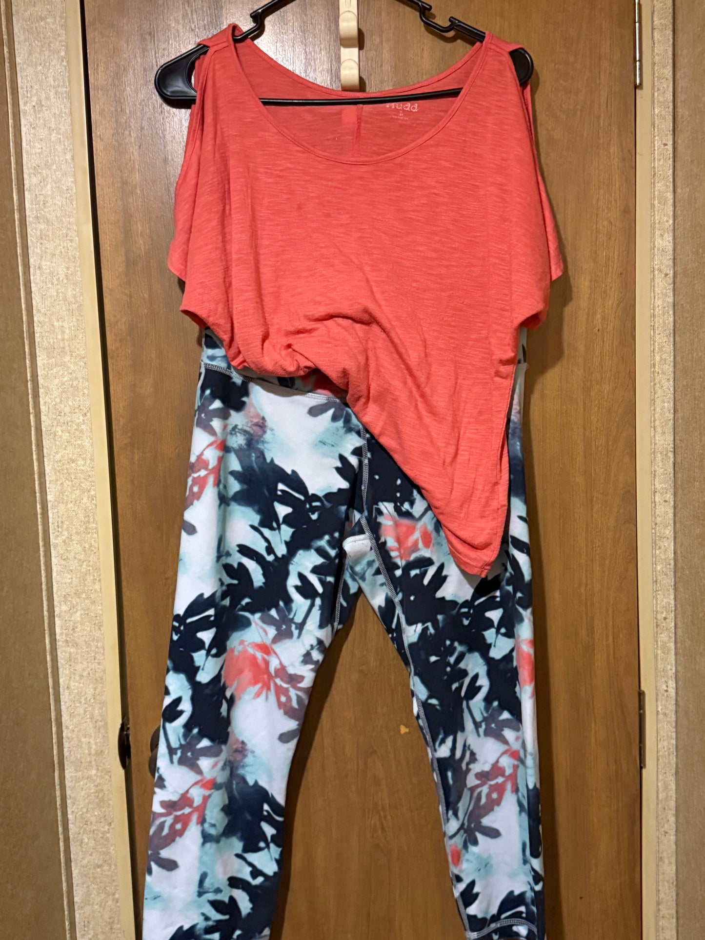 Leggings and matching Cold Shoulder Top