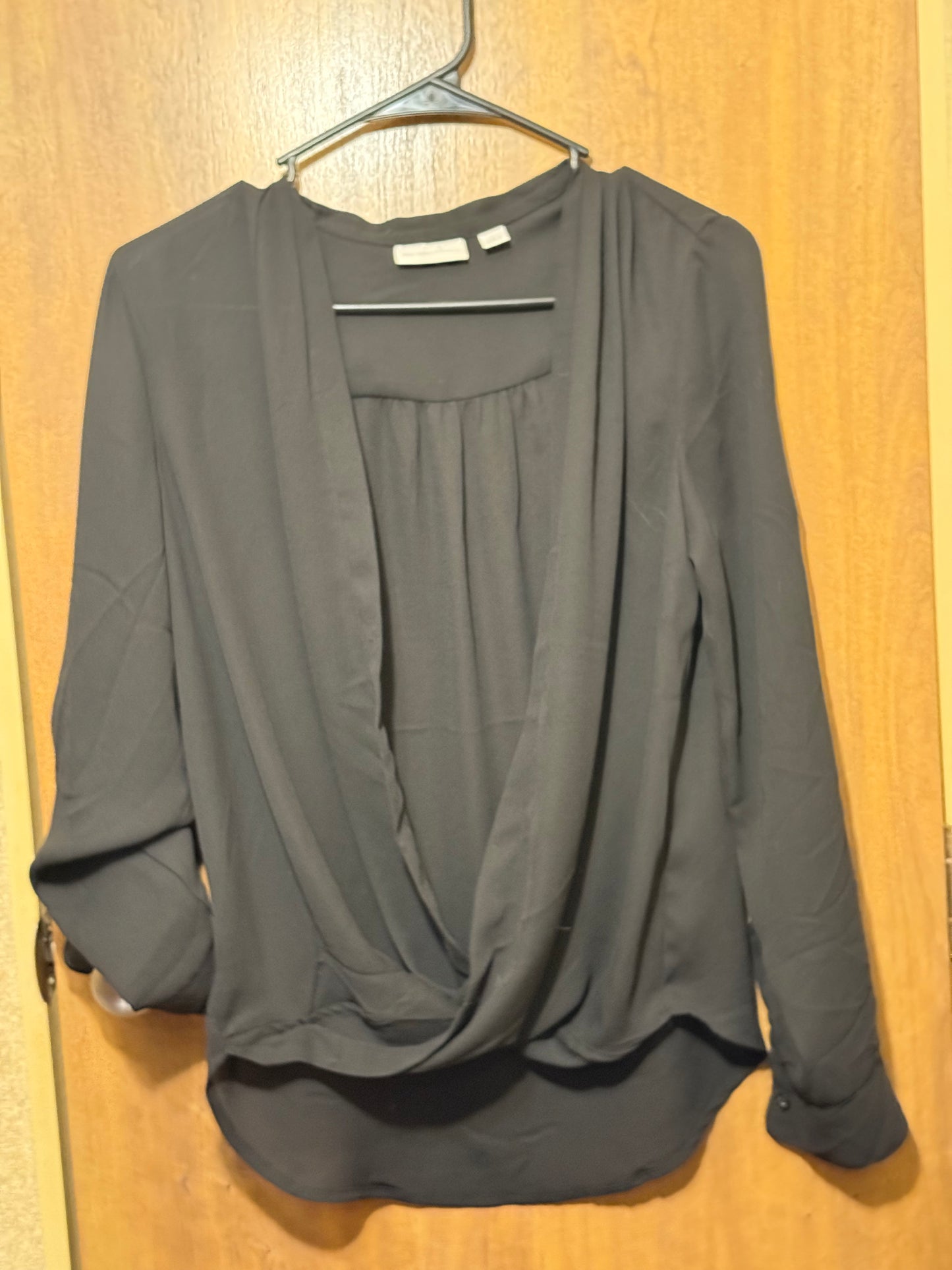 Beautiful Sheer wrap & tie blouse