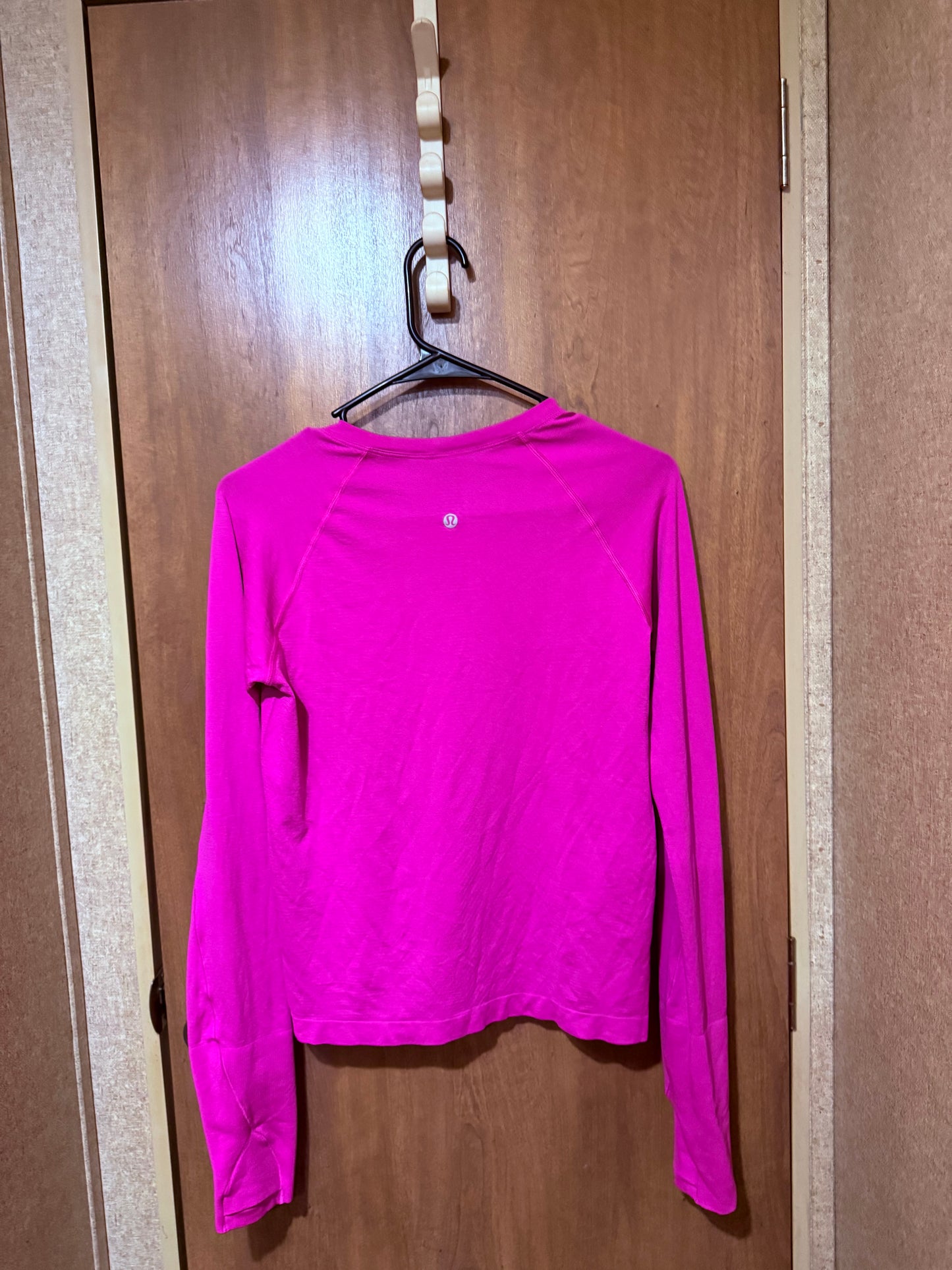LuLulemon Swiftly Tech Cropped