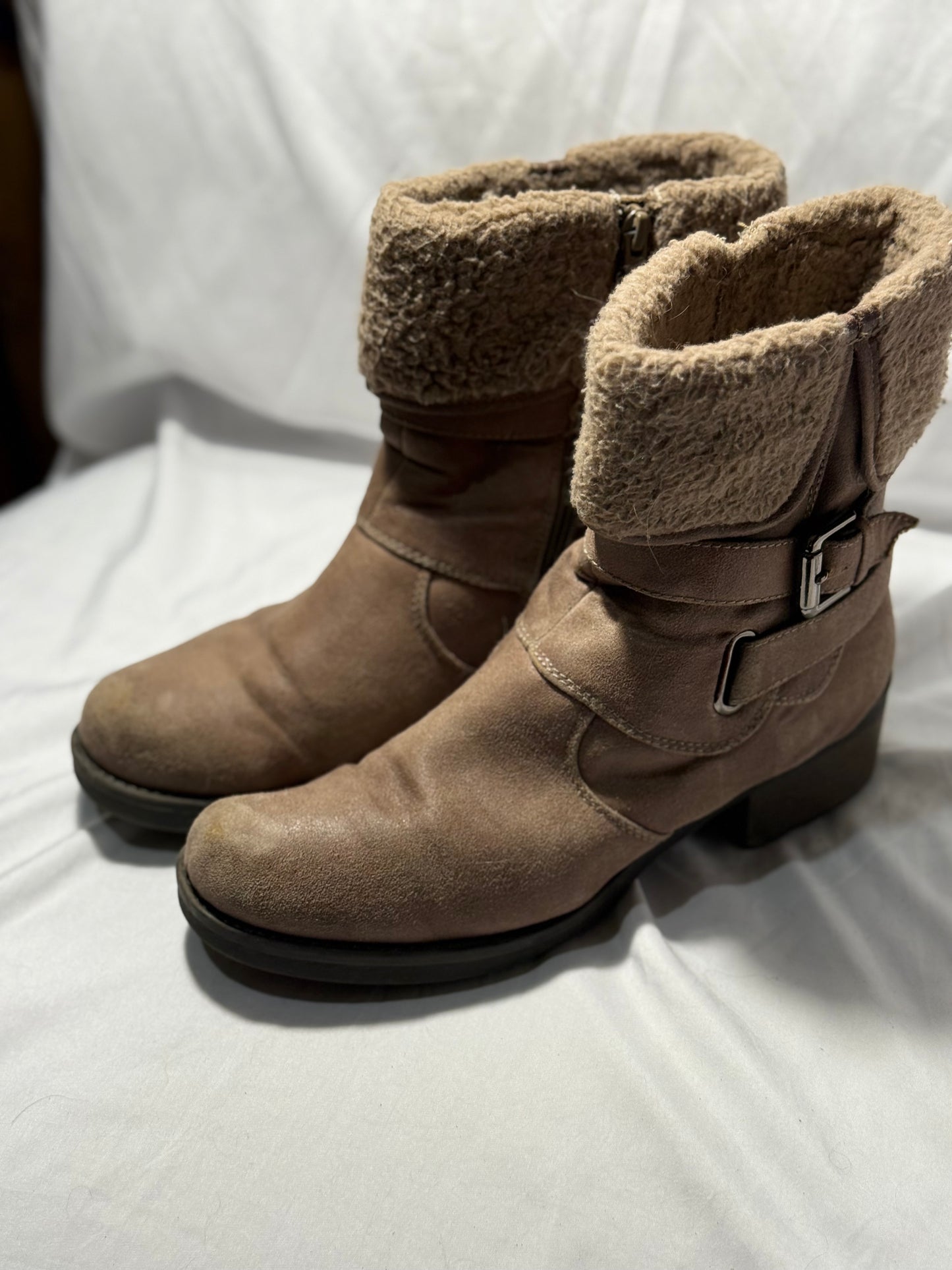 Women’s Rampage Mid calf Boot