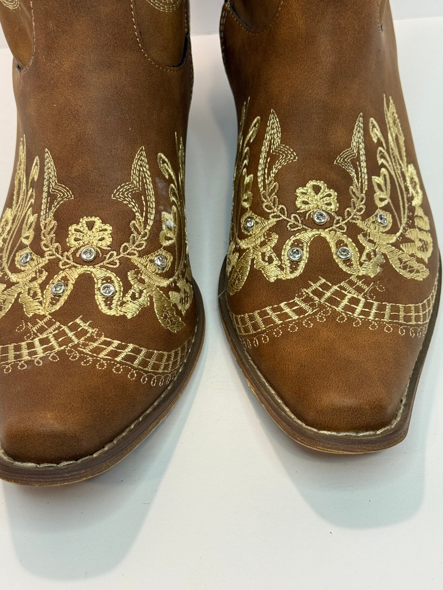 Brown Rhinestone Embroided western style cowgirl Boots wide calf