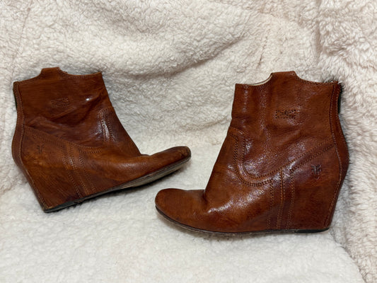 Frye Carson Wedge Bootie