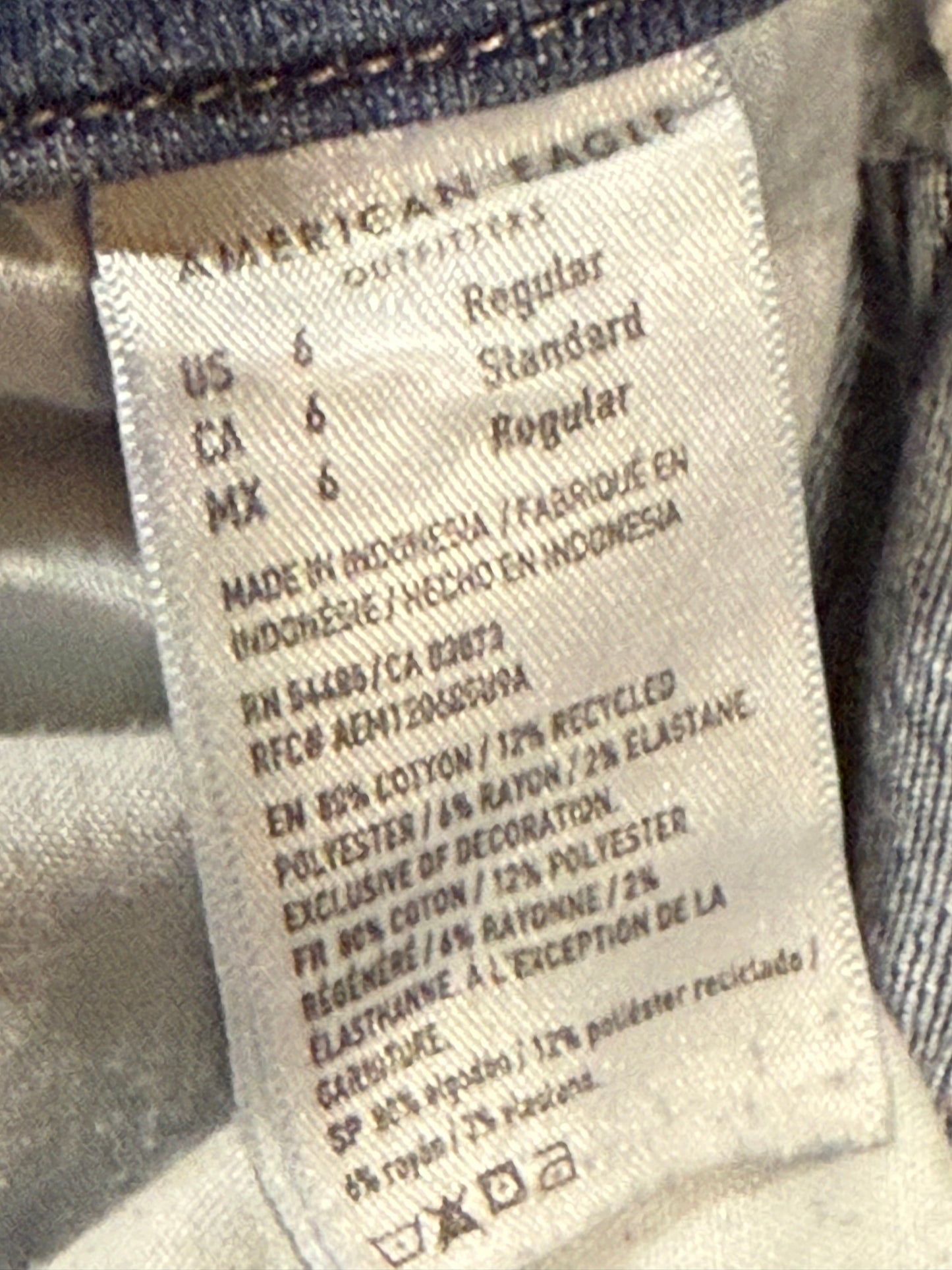 American Eagle Jeans